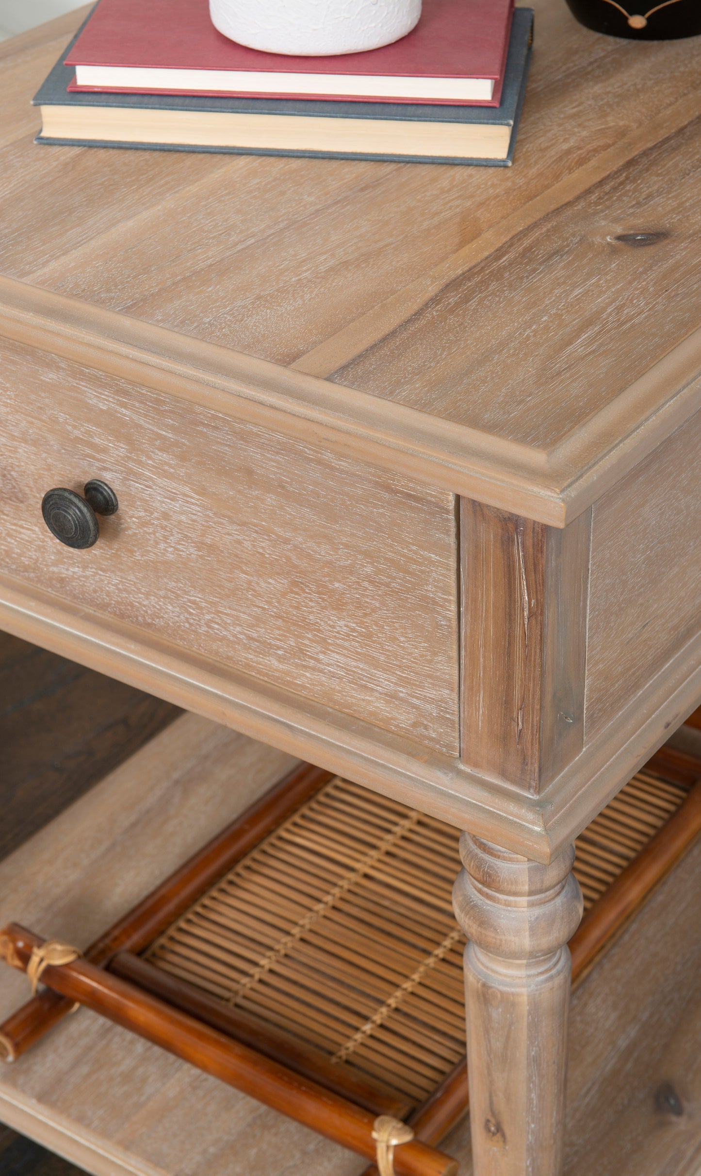 Table d'appoint Pike Square