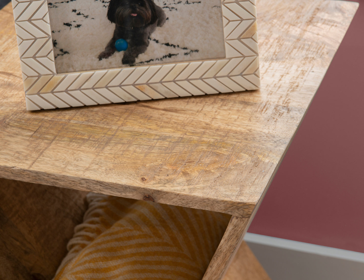 Table d'appoint triangulaire Titus