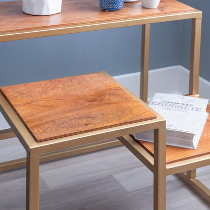 Table d'appoint Cyndi à 3 niveaux pour plantes