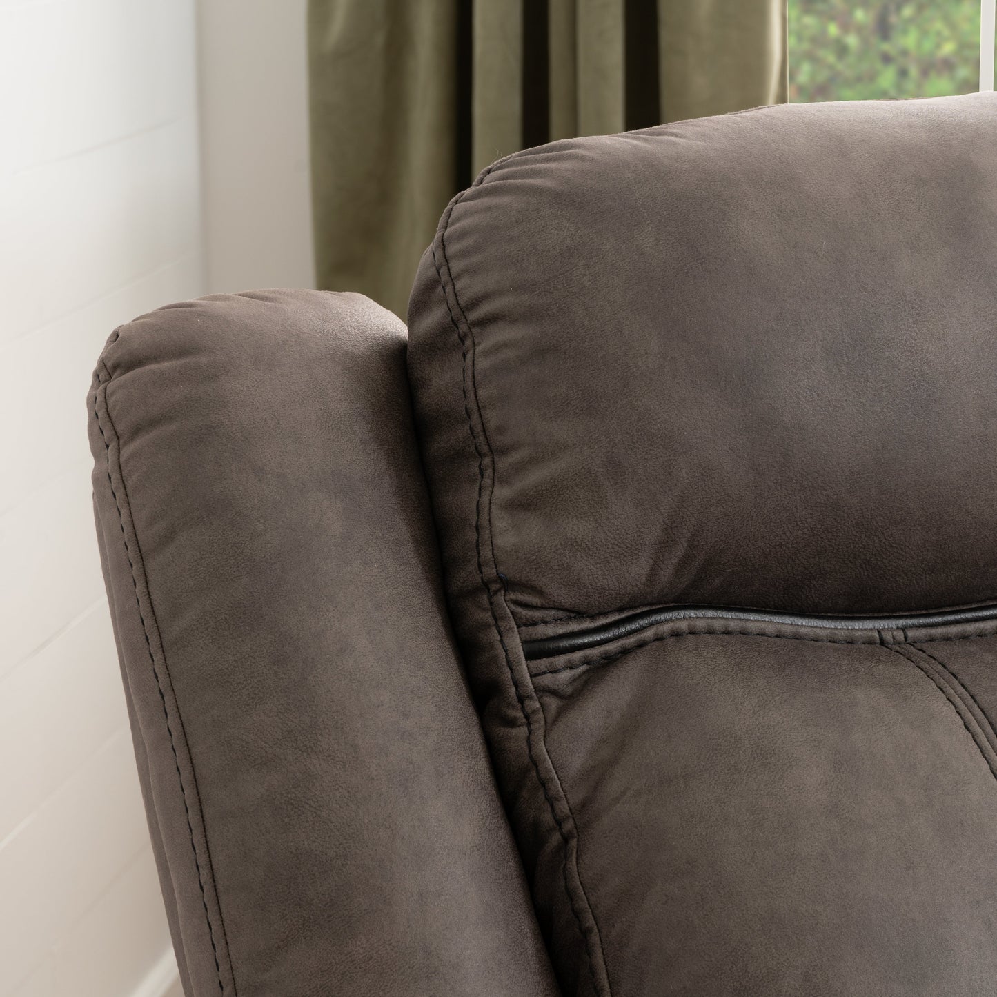 Canapé deux places en pierre de Galloway