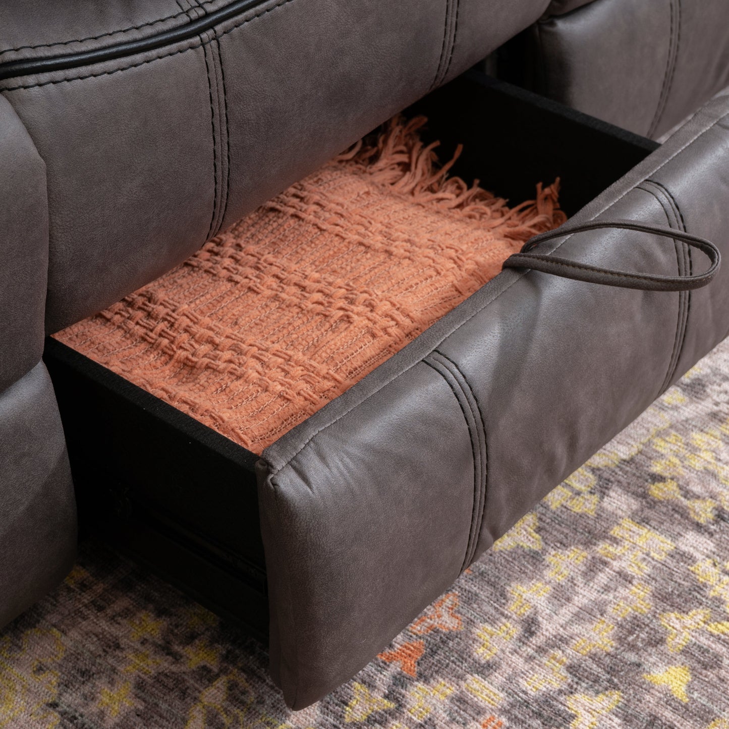 Canapé en pierre Galloway