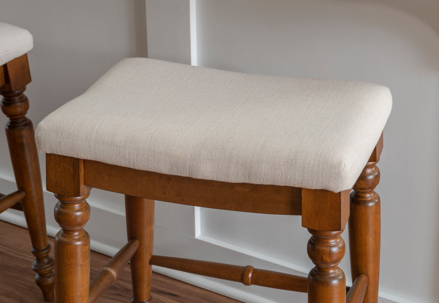 Tabouret de bar ou de comptoir sans dossier Marino Antique