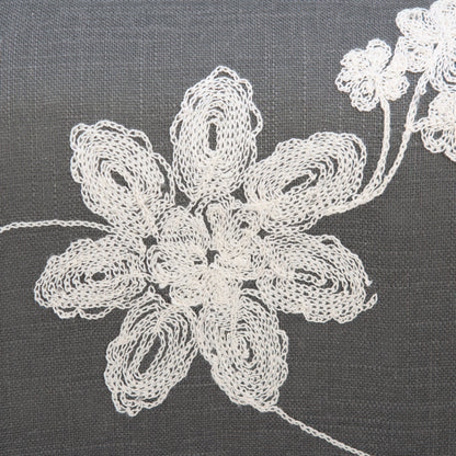 Fauteuil brodé à fleurs Kenna Gray