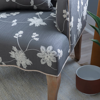 Fauteuil brodé à fleurs Kenna Gray