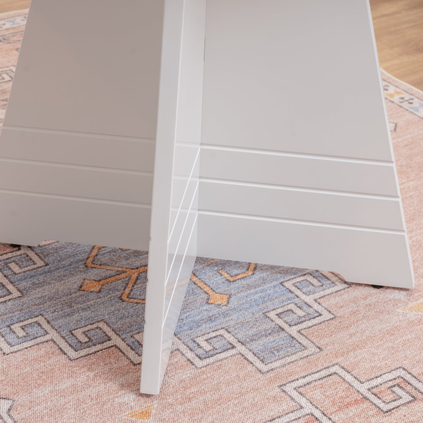 Table carrée sur pied Nancy White