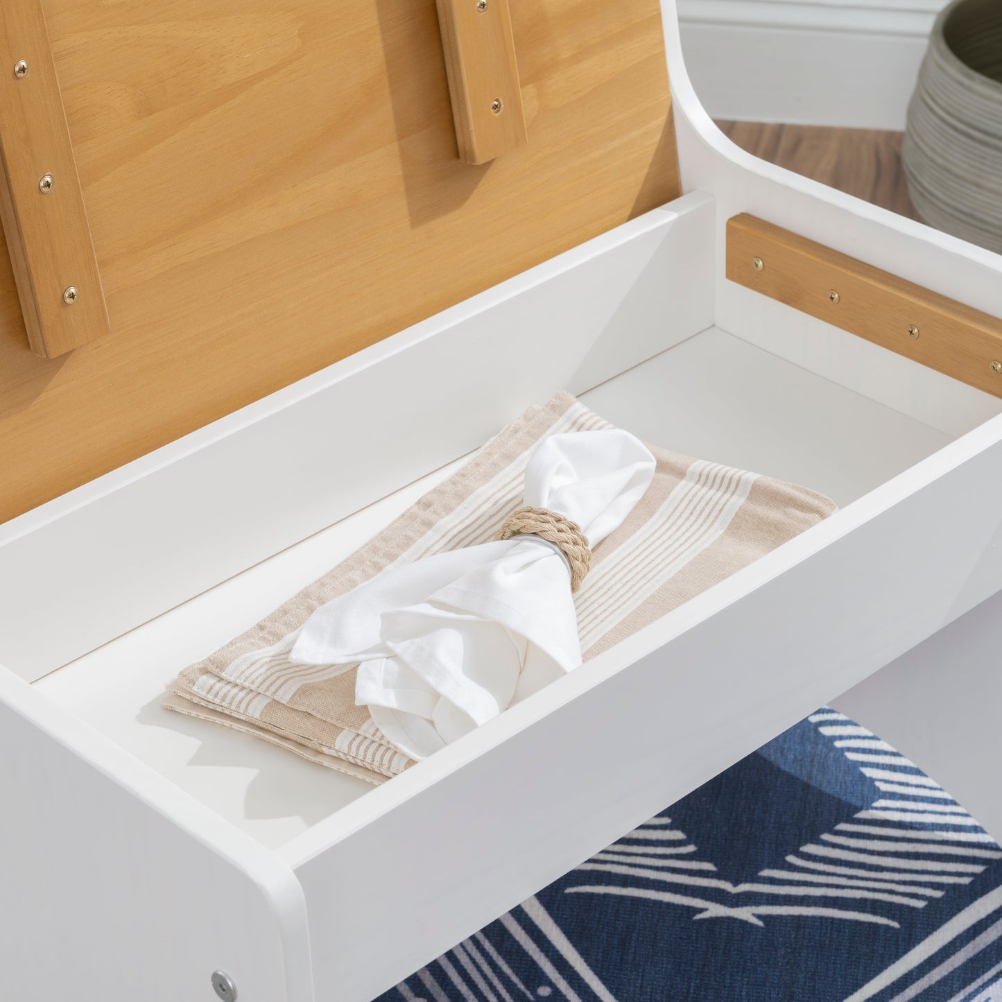 Banc à petit dossier Pender Honey White