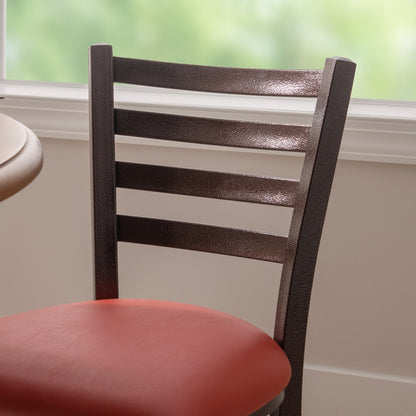 Chaises d'appoint Kara en vinyle et métal (lot de 2)